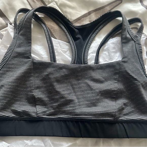 Lululemon Sports Bra - Picture 6 of 7